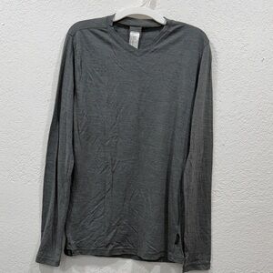 Decathalon Women’s High V-Neck Gray Merino Wool Long Sleeve Shirt